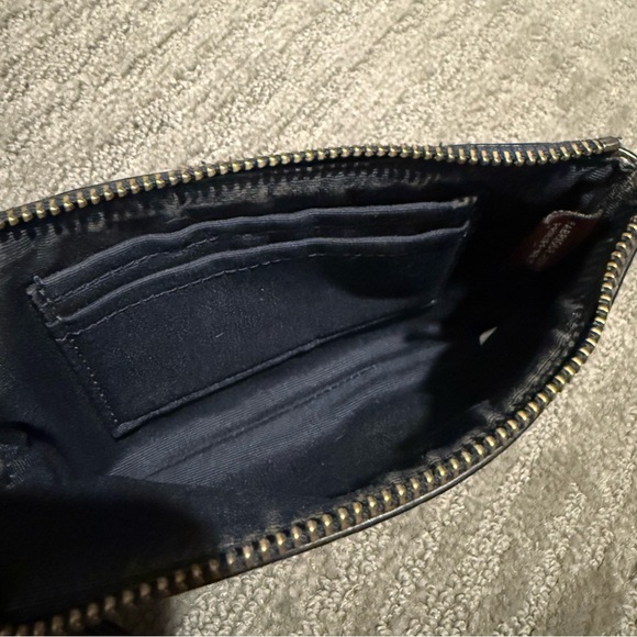 Coach floral wristlet - Picture 3 of 3